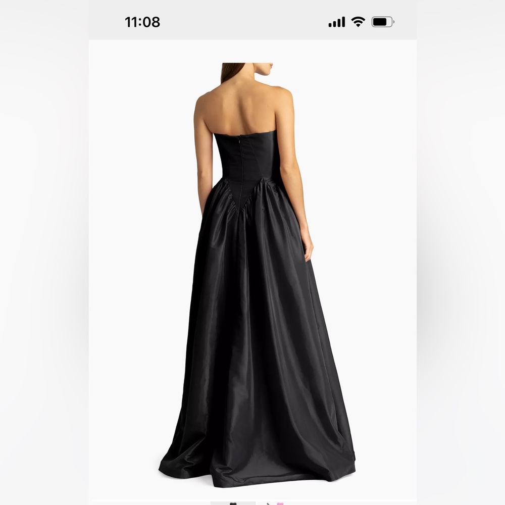 Elegant Black Strapless Evening Gown